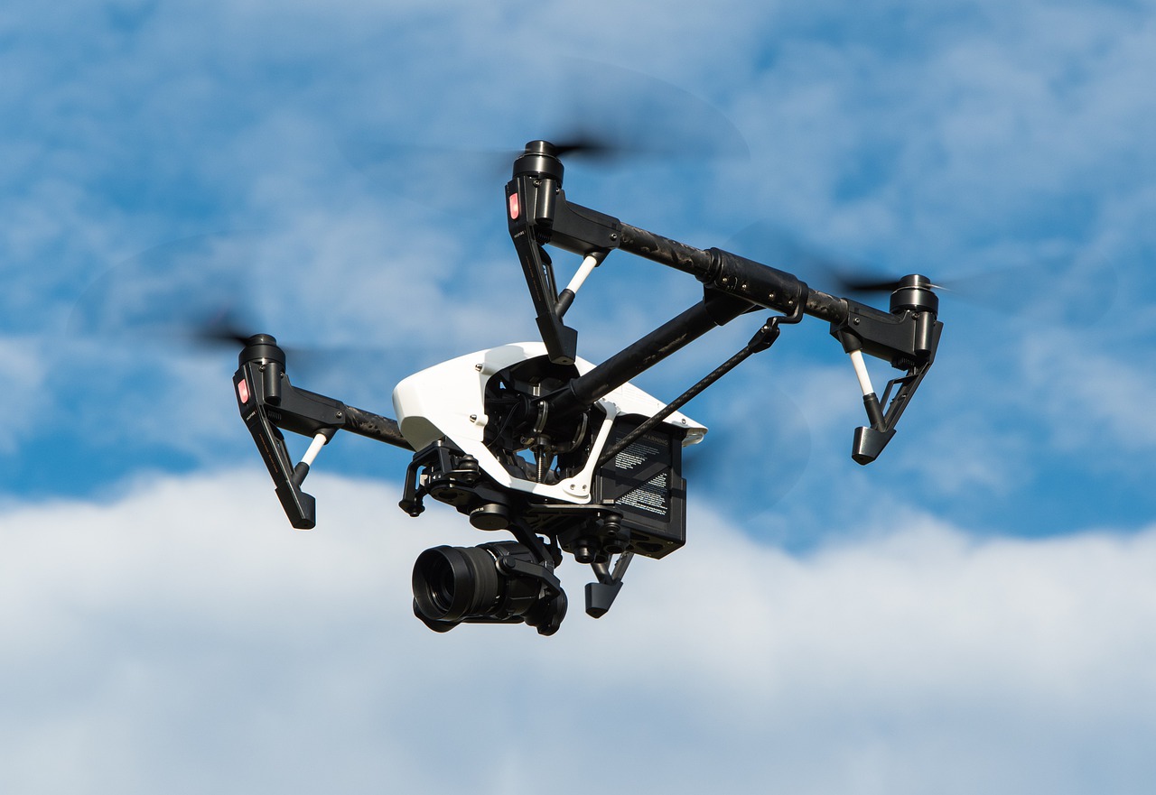 Wie man eine Drohnenlizenz online macht: Tipps, um Geld und Zeit zu sparen